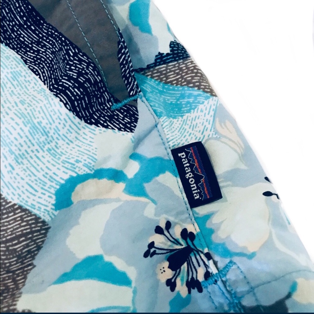 Patagonia barely baggy shorts